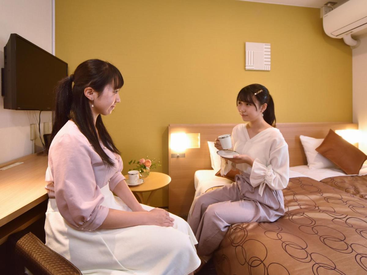 Yokohama Heiwa Plaza 3*
