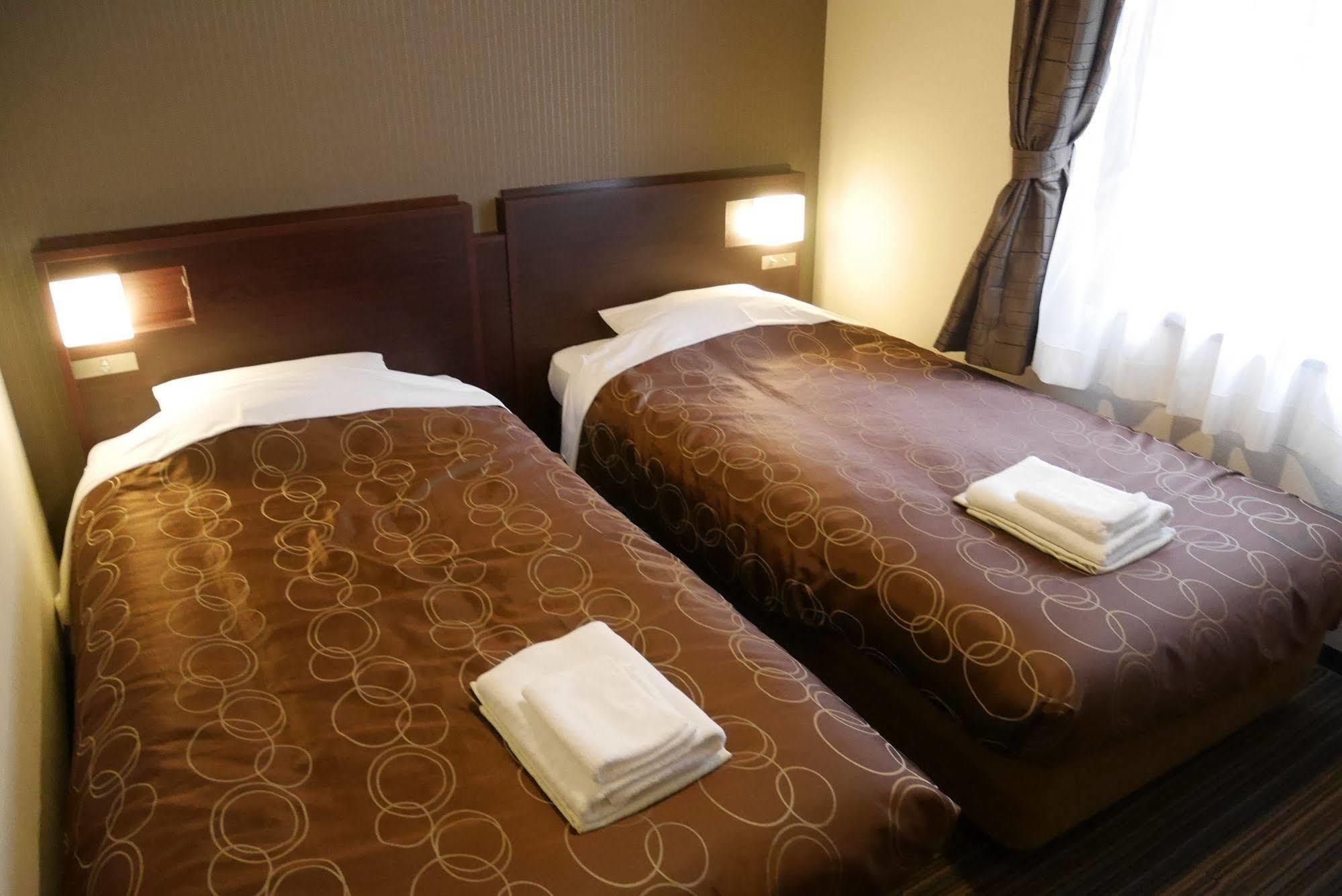 横滨平和广场酒店 3* Kanagawa
